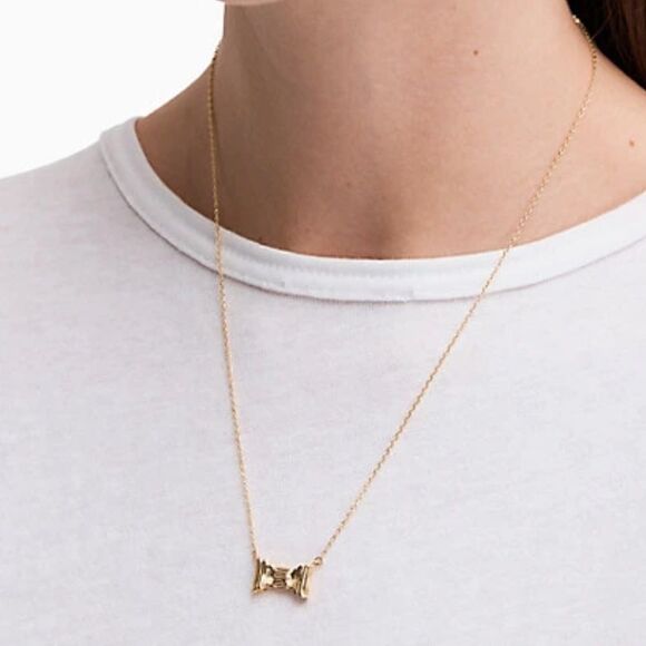 NWT Kate Spade All Wrapped Up Mini Pendant Necklace - Picture 4 of 7